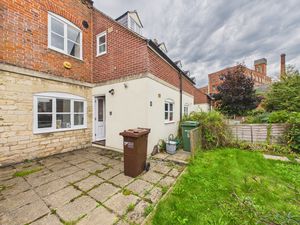 Courtyard- click for photo gallery